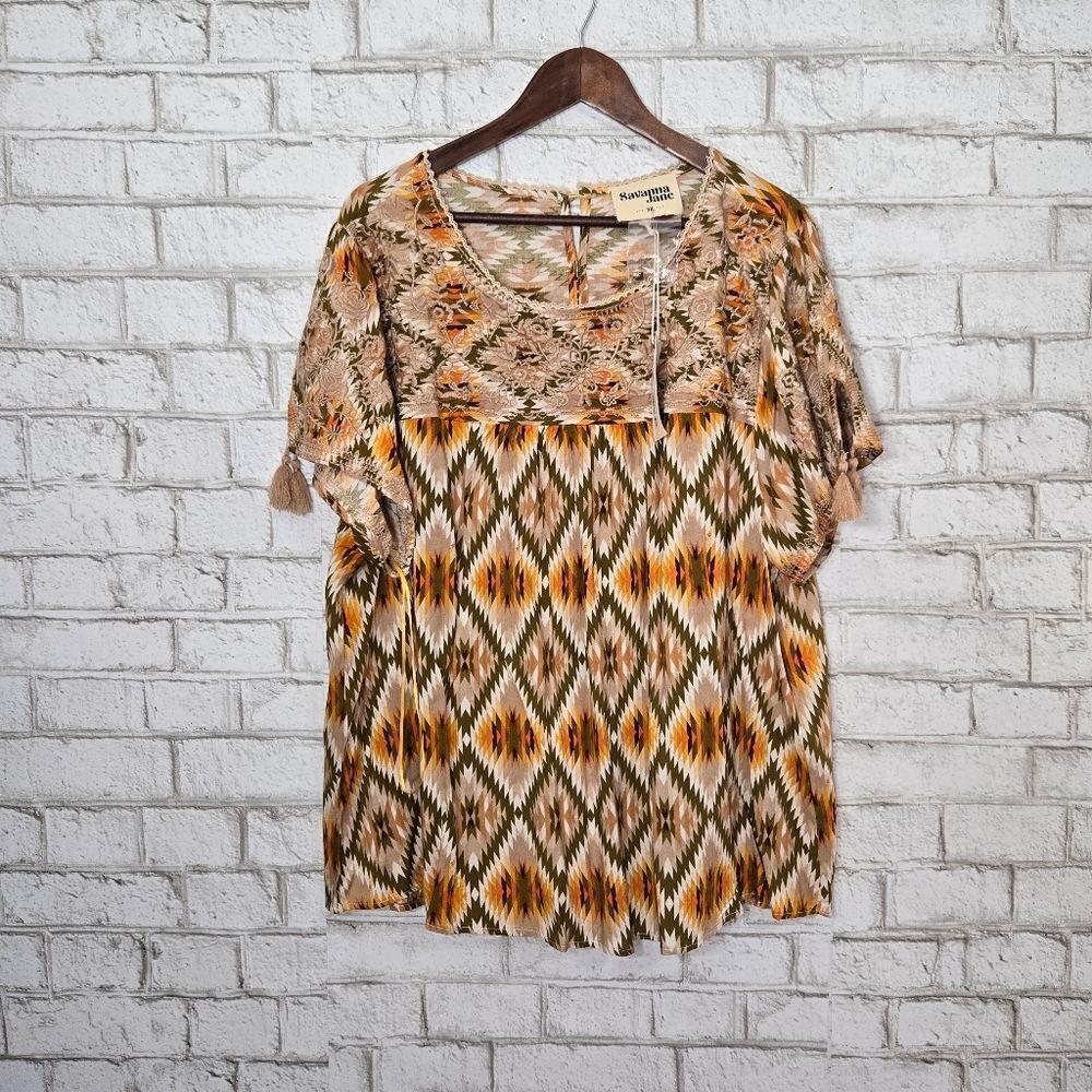 NWT Savannah boutique top